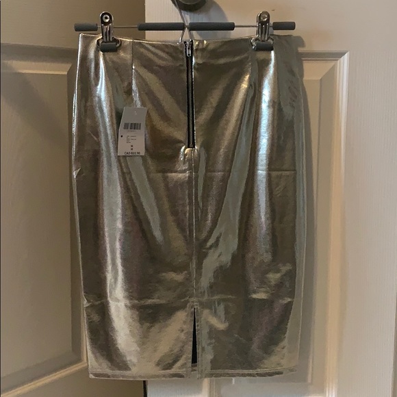 Forever 21 metallic skirt - Picture 3 of 4